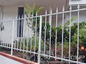 のフェンス・柵 ラフィーネフェンス2型 間仕切りタイプ 施工例