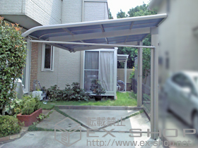 のカーポート レガーナポートシグマIII 雨樋有り 積雪〜20cm対応+着脱式サポート（1本入り）+ 屋根材ホルダー+母屋補強材 施工例