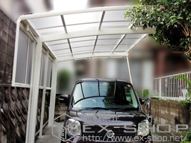 のカーポート レイナポートグラン　積雪〜20cm対応+サイドパネル+着脱式サポート柱　標準・ハイルーフ兼用　2本入り 施工例