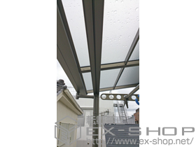 のバルコニー・ベランダ屋根 ライザーテラスII F型 屋根タイプ 単体 積雪〜20cm対応 施工例