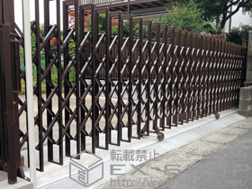 のカーゲート クレディアコー 1型 レールタイプ 片開き 550S 施工例