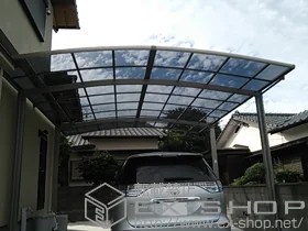 LIXIL リクシル(トステム)のカーポート カーブポートシグマIII ワイド 積雪～20cm対応 施工例