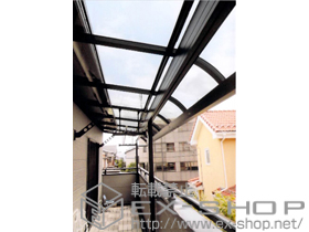 のバルコニー・ベランダ屋根 ライザーテラスII R型 1500 屋根タイプ 連棟 積雪〜50cm対応+吊り下げ物干し 施工例