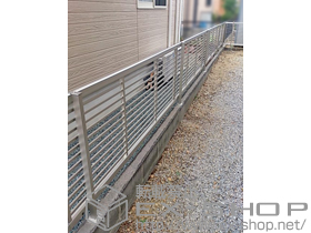 のフェンス・柵 エクスラインフェンス12型 自由柱 施工例