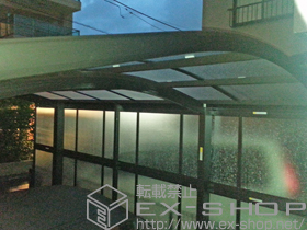 のカーポート レイナワンポートグラン　積雪〜20cm対応+レイナワンポートグラン　積雪〜20cm対応 サイドパネル 施工例