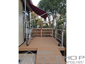 のウッドデッキ リウッドデッキ 200＋シンプルモダンデッキフェンス2型<横格子2本タイプ>＋点検口＋床下囲い部材一式＋スロープ納まり 施工例