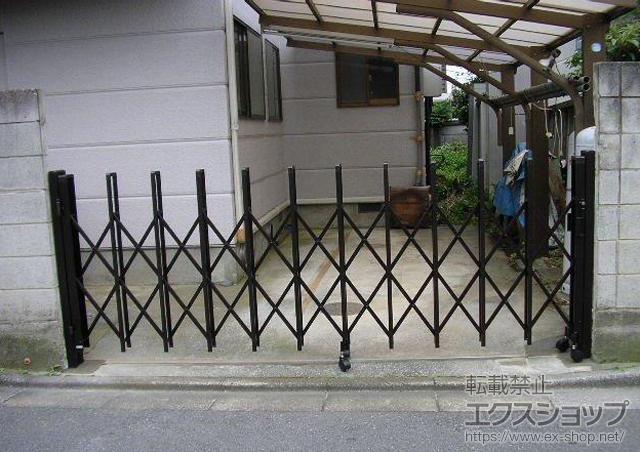 のカーゲート トリップゲート RB型 ノンレール 片開き 32S 施工例