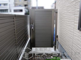 の門扉 ライシス門扉 5型 横目隠し 片開き 柱使用 施工例