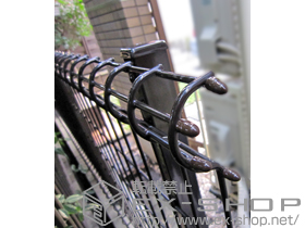 のフェンス・柵 ハイグリッドフェンスN8型 フリーポールタイプ 施工例