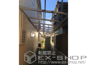 のテラス屋根 プレシオステラス R型 テラスタイプ 連棟 積雪〜20cm対応＋吊り下げ物干し ロング2本入り 施工例