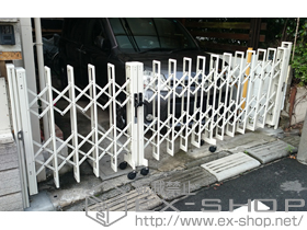 のカーゲート セレビューMK型 傾斜タイプ キャスター式 両開き親子 34FA 施工例