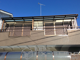 のバルコニー・ベランダ屋根 ヴェクターテラス F型 屋根タイプ 連棟 積雪〜20cm対応 施工例