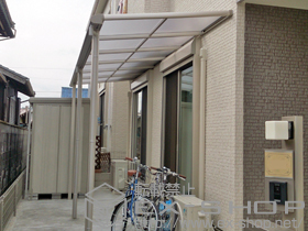 のテラス屋根 プレシオステラス F型 テラスタイプ 連棟 施工例