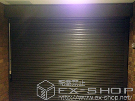 のガレージシャッター ガレージシャッタークワトロ 電動式 内部付タイプ 施工例
