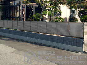 のフェンス・柵 プレスタフェンス8型 フリーポールタイプ 施工例