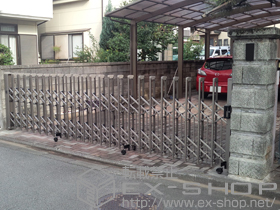 のカーゲート トリップゲート イノーバP(ペットガードタイプ) ノンレール 片開き 46S 施工例
