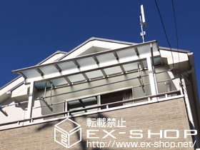 のバルコニー・ベランダ屋根 ヴェクターテラス R型 1500 屋根タイプ 単体 積雪〜50cm対応＋吊り下げ式物干し 標準（2本入り） 施工例