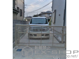 のカーゲート ルシアスアップゲート 1型 横格子 電動　30-12Ｈ 施工例