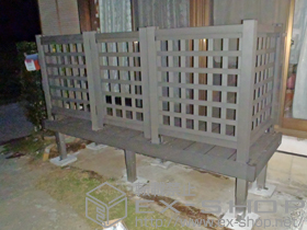 のウッドデッキ リウッドデッキ 200＋リウッドデッキフェンス1型<井桁格子>＋リウッドデッキ門扉1型 <井桁格子> 施工例