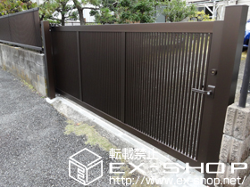 のカーゲート エクスライン引戸2型 <片引きタイプ> 30-12S 施工例