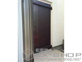 のフェンス・柵 コートライン? 30×50 縦格子 縦貼り 壁内納まり 施工例