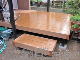 のウッドデッキ リウッドデッキ 200＋独立式リウッドステップ2型 施工例