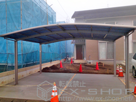 のカーポート カーブポートシグマIII ワイド 積雪〜20cm対応＋屋根材ホルダー 57タイプ用×2セット 施工例