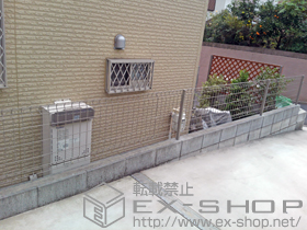 のフェンス・柵 ハイグリッドフェンスUF8型 フリーポールタイプ 施工例