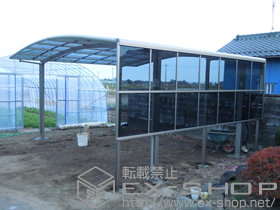 のカーポート カーブポートシグマIII ワイド 積雪〜20cm対応＋カーブポートシグマIII サイドパネル 施工例