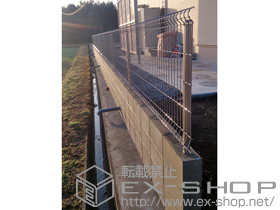 のフェンス・柵 イーネットフェンス2F型 ＜水平地用＞ 自由柱タイプ 施工例