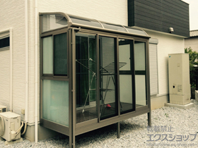 のテラス囲い・サンルーム ほせるんですII R型 床納まり(ランマなし) 積雪~20cm対応＋側面付け物干し 施工例