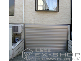 のガレージシャッター ガレージシャッタークワトロ 電動式 外部付タイプ＋カード型追加リモコン×1 施工例