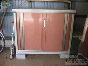 の物置・屋外倉庫 グランプレステージジャスト 1120×530×900(M-115EF WT) 施工例