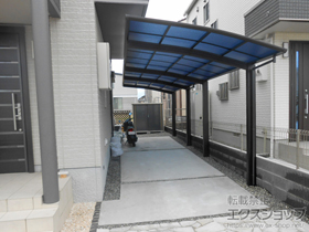 のカーポート プレシオスポート 縦連棟 積雪〜20cm対応＋収納式物干しセット2型 施工例