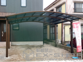 のカーポート プレシオスポート ワイド 積雪〜20cm対応＋収納式物干しセット2型 2本入り×1セット 施工例