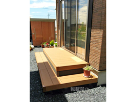 のウッドデッキ リウッドデッキ200＋段床セット1段 正面・両側面 施工例