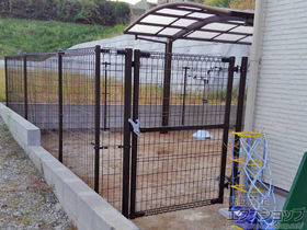 の門扉 メッシュフェンスM0 門扉 片開き 柱使用 施工例