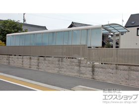 のカーポート レイナワンポートグラン 縦連棟　積雪〜20cm対応＋縦連棟 サイドパネル 施工例