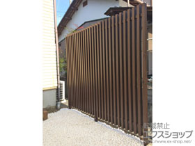 のフェンス・柵 エルファード両面 Ｍ1型 高尺タイプ 間仕切り支柱タイプ 施工例