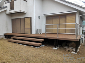 のウッドデッキ リウッドデッキ 200＋シンプルモダンデッキフェンス2型＜横格子2本タイプ＞＋＜段床用＞リウッドデッキ 200 施工例