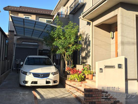 のカーポート レイナポートグラン　積雪〜20cm対応＋着脱式サポート 標準・ハイルーフ兼用 2本入り×1セット 施工例