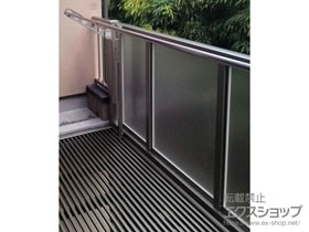 のバルコニー ビューステージHスタイル パネルマット 単体 柱建て式 施工例