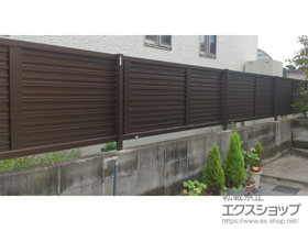 のフェンス・柵 レスティナフェンス7型 横目隠し　自由柱施工 施工例