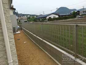 のフェンス・柵 レスティナフェンス 21型 たて格子タイプ 自由柱施工 施工例