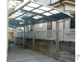 のカーポート レイナポートグラン 縦連棟　積雪〜20cm対応 施工例