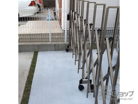 のカーゲート トリップゲート RA型 ノンレール 片開き 35S 施工例