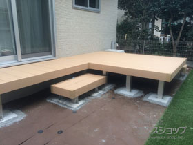 のウッドデッキ リウッドデッキ 200 出幅違い納まり＋独立式 リウッド ステップ2型 施工例