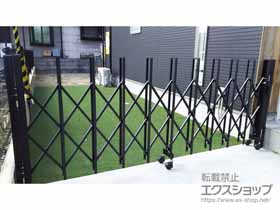 のカーゲート トリップゲート RA型 ノンレール 片開き 30S 施工例