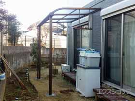 のテラス屋根 プレシオステラス R型 テラスタイプ 単体 積雪〜20cm対応＋吊り下げ物干し 標準2本入り×1セット 施工例