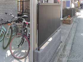のフェンス・柵 ライシスフェンス 2型 細たて桟 フリーポールタイプ 施工例